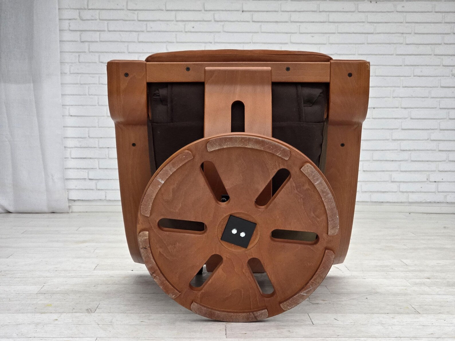 Swivel_Armchair,_Corduroy_Upholstery_&_Wood_Base,_1980s_Sweden