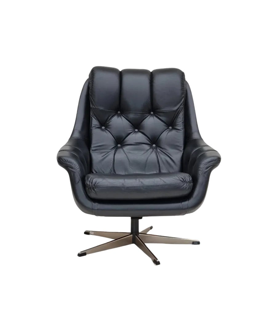 Swivel_Armchair,_Scandinavian_Modern_Upholstery,_1970s_Denmark