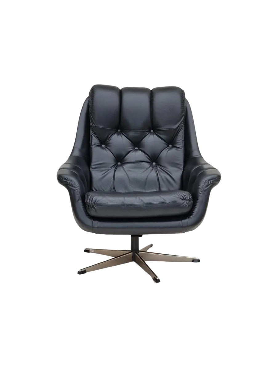 Swivel_Armchair,_Scandinavian_Modern_Upholstery,_1970s_Denmark