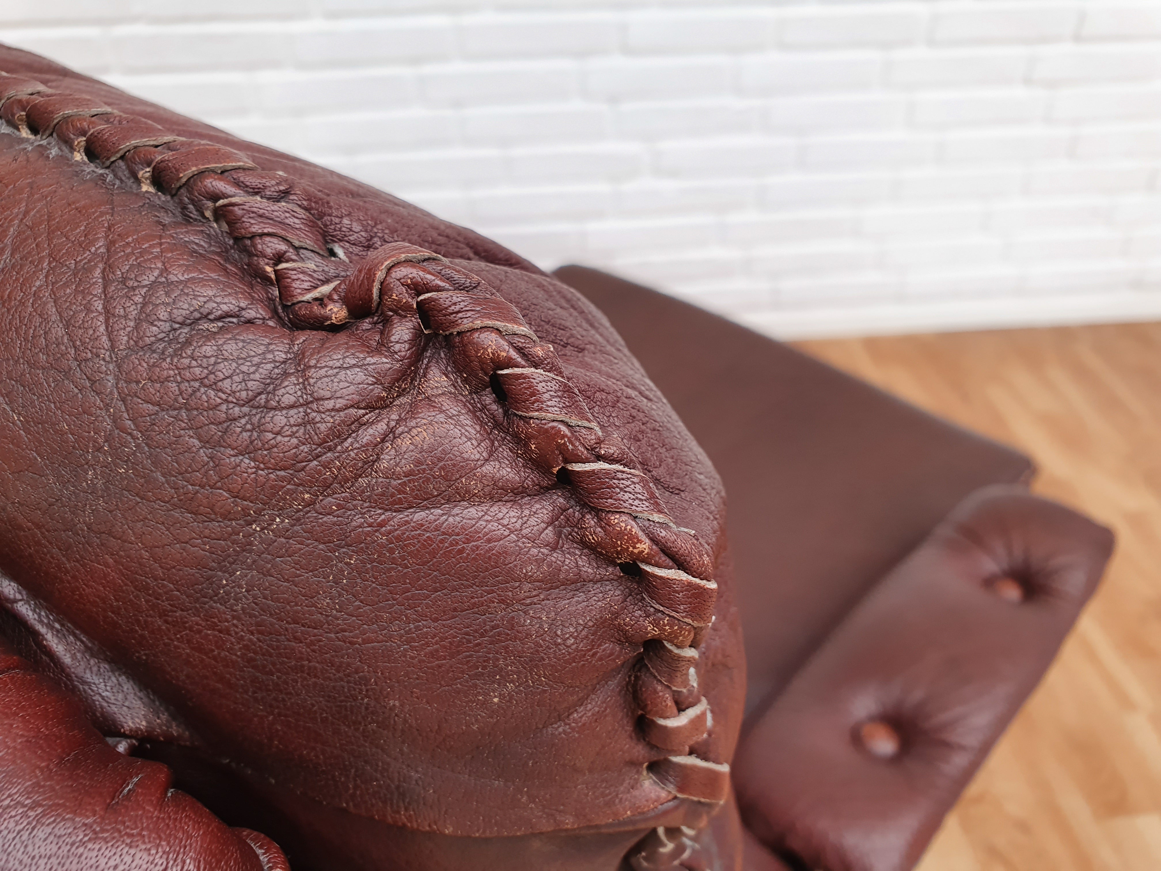 Swivel_Lounge_Chair_by_Arne_Norell_circa_1970_Sweden