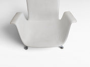 Swivel_Tulip_chair_FK6725_by_Preben_Fabricius_&_Jørgen_Kastholm,_1960s