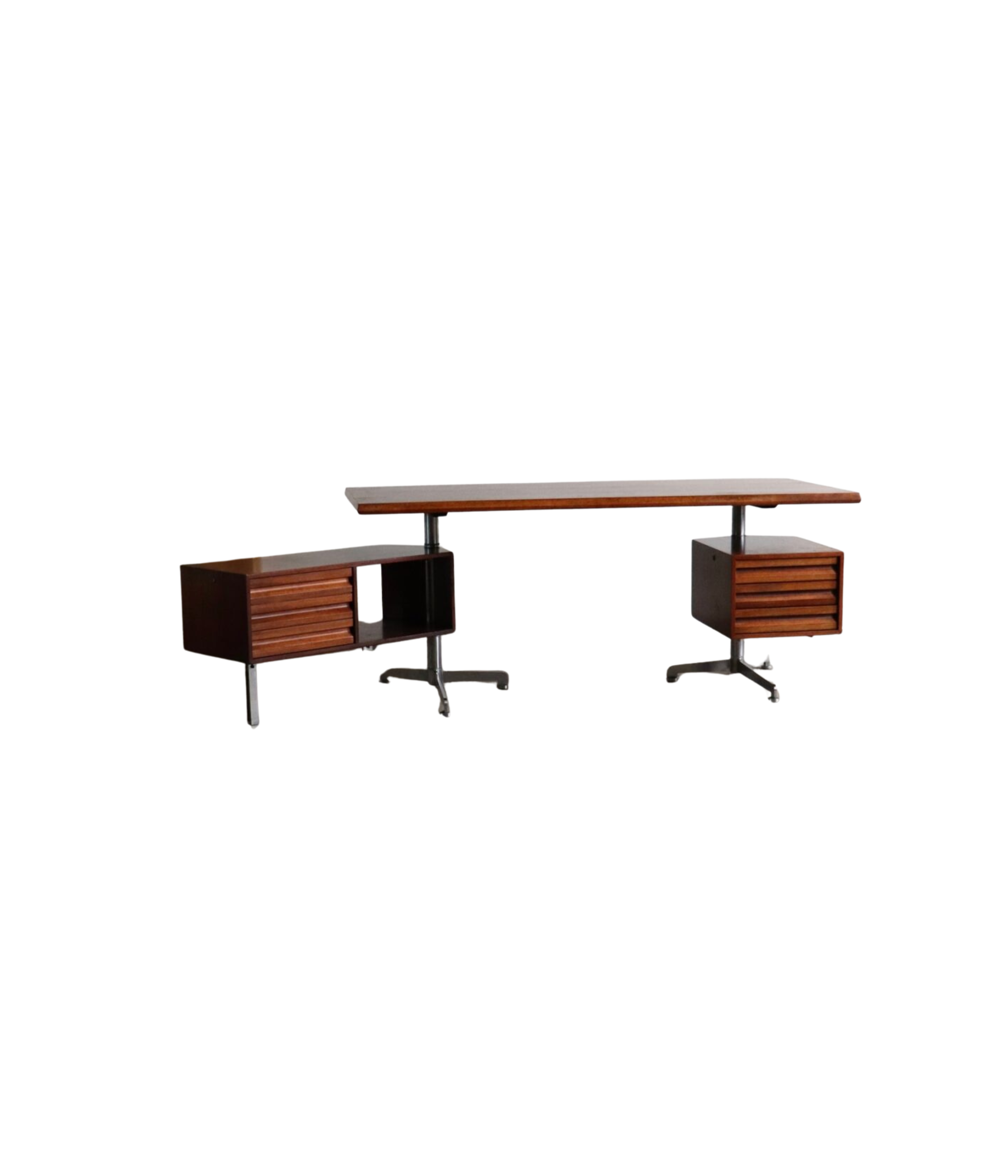 T95_Desk_by_Osvaldo_Borsani_for_Tecno,_Mid_Century_Modern,_Italy_1956
