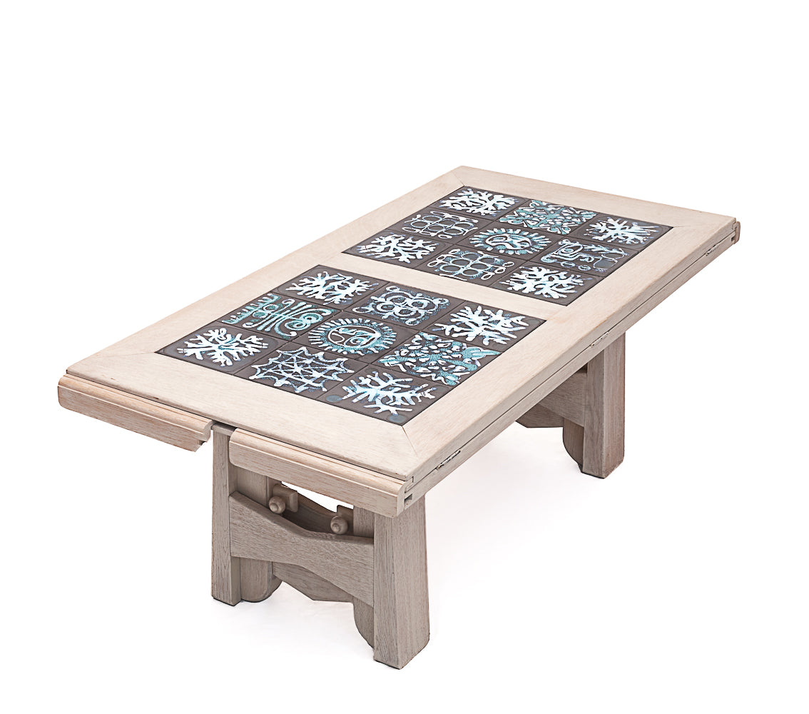 Guillerme_and_Chambron_dining_table