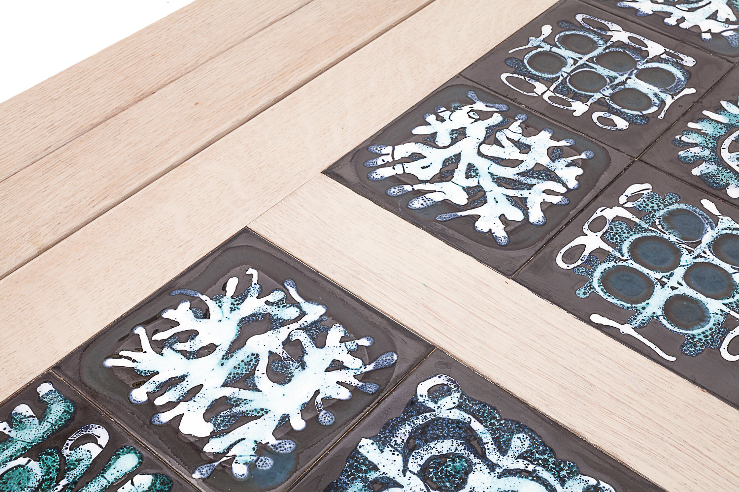 Guillerme_and_Chambron_dining_table