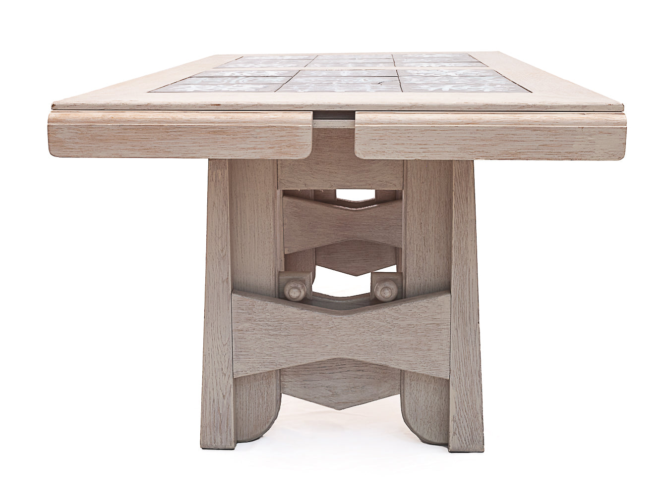 Guillerme_and_Chambron_dining_table