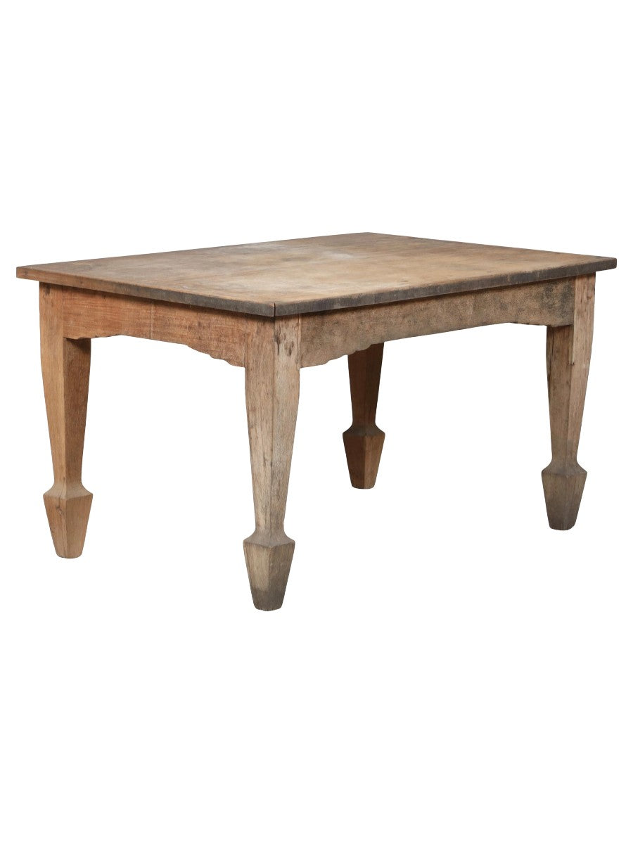 Table_handmade_in_Sweden,_late_19th_Century,_beautiful_blend_of_jugend_&_allmoge