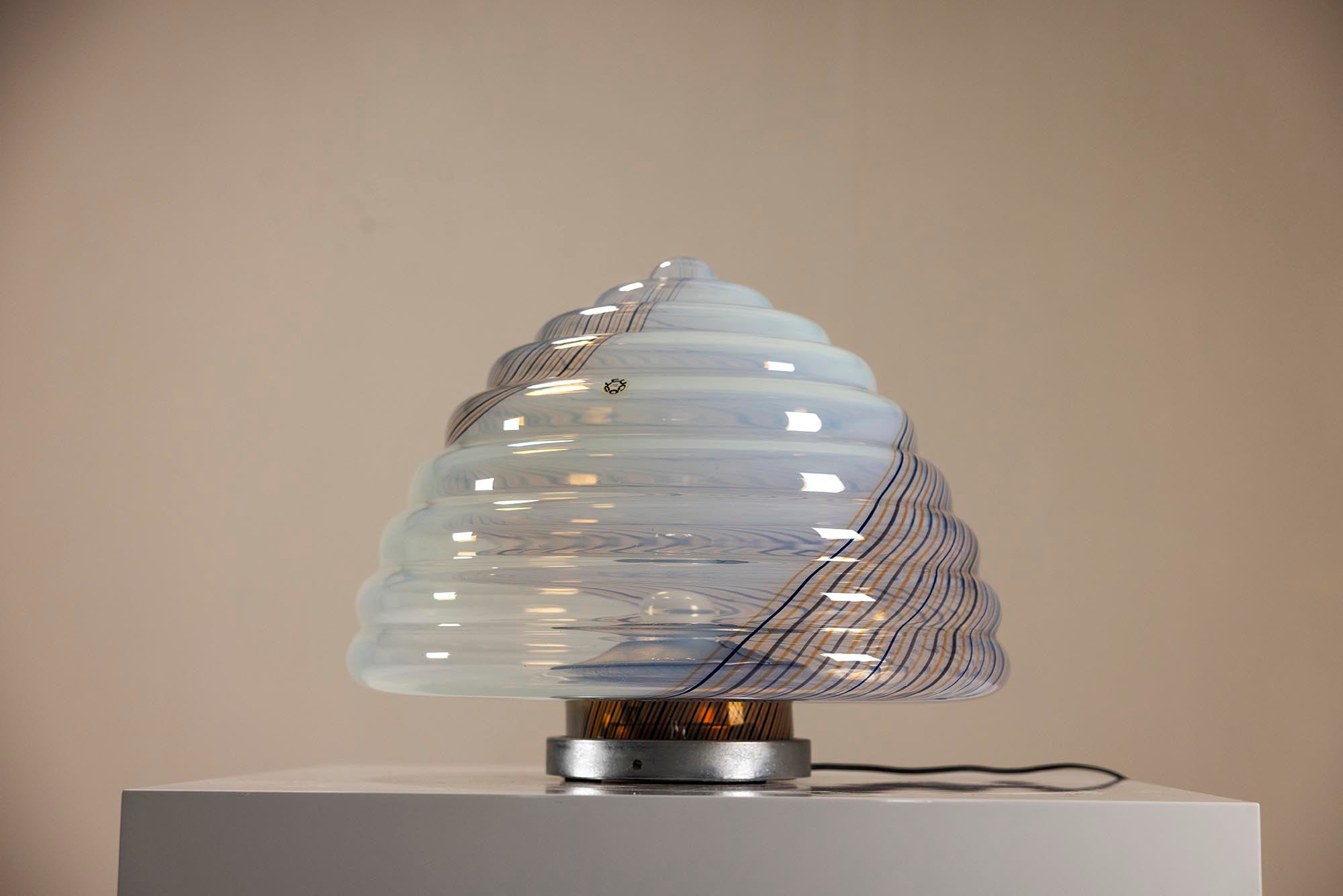 Table_lamp_by_Roberto_Pamio_&_Renato_Toso_for_Leucos,_Italy_1960s