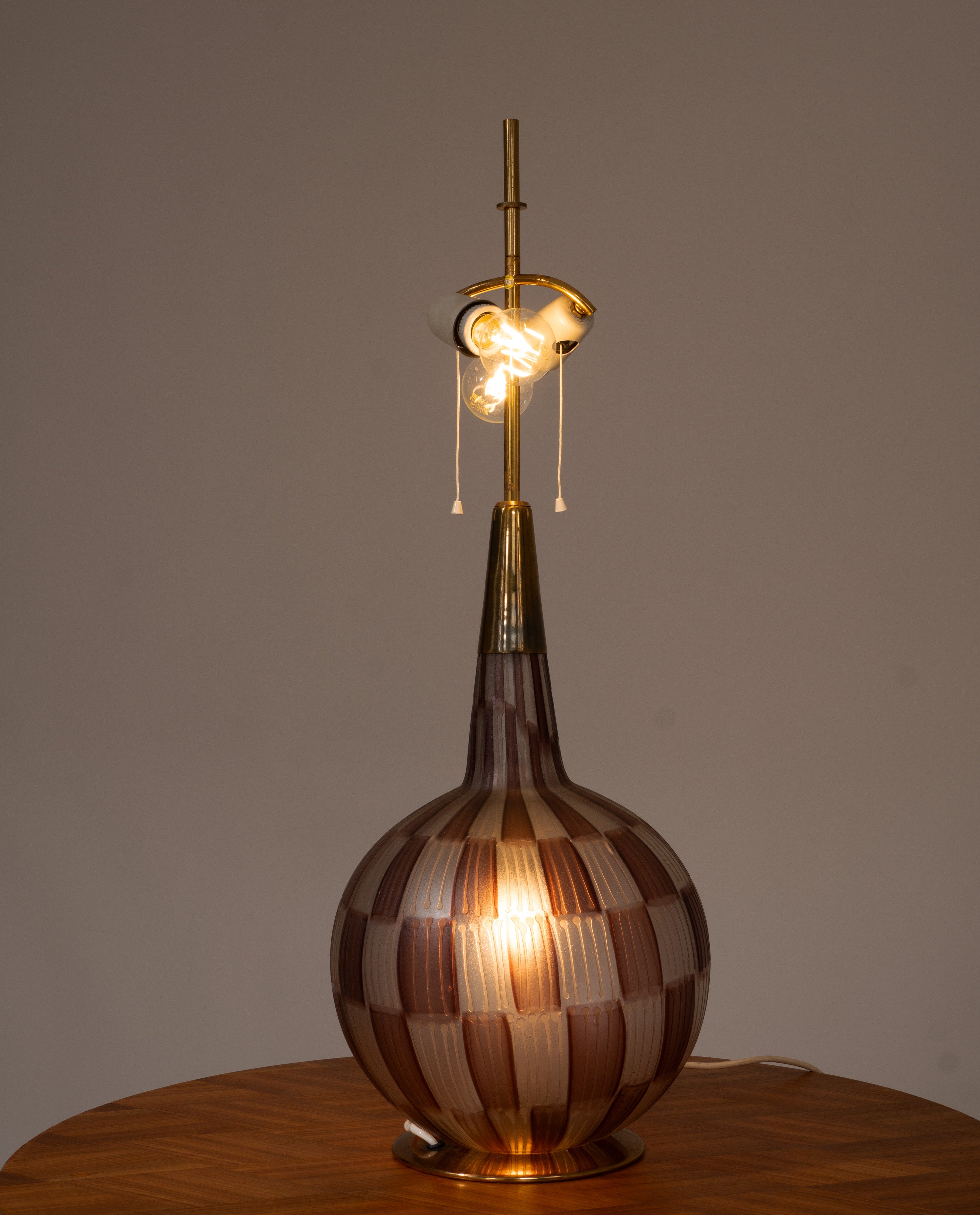 Table_Lamp_by_Tea_Morosati_for_Stilnovo,_1950s