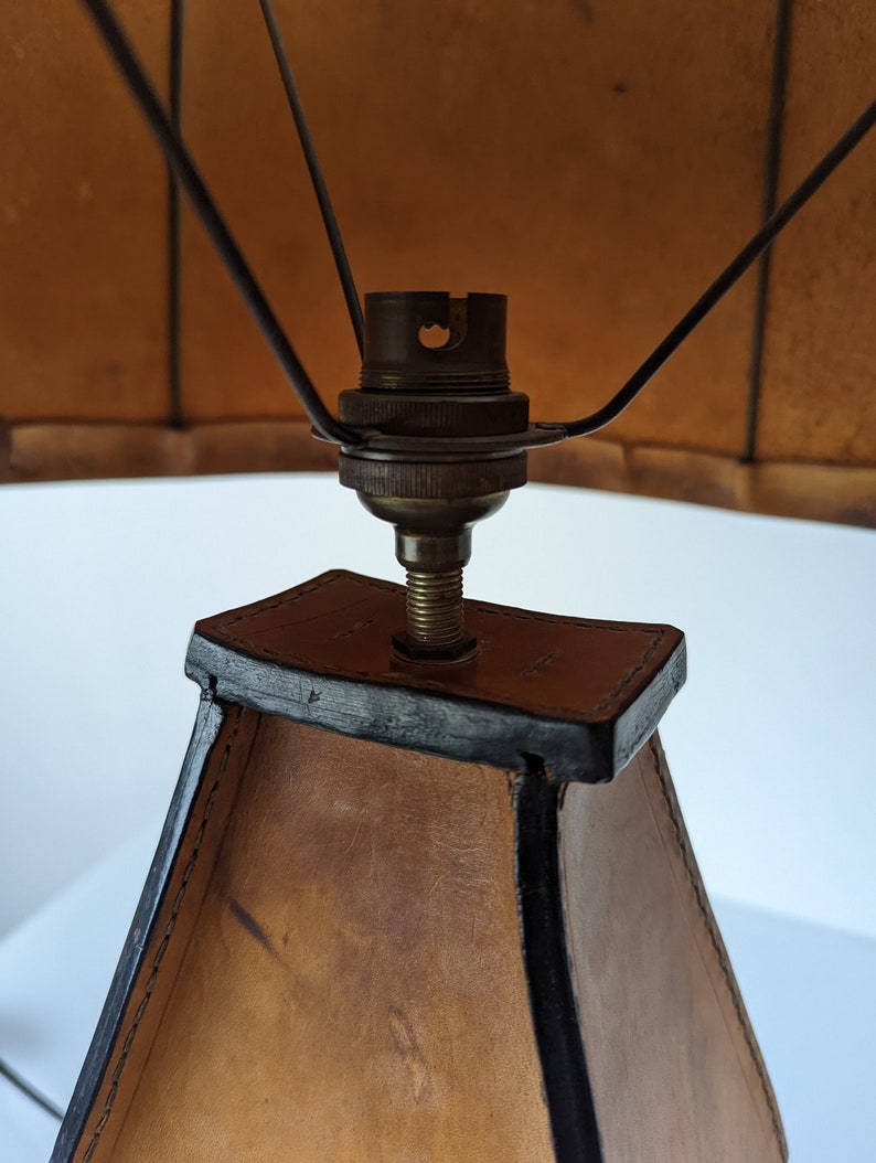 Table_lamp_in_leather_by_Jacques_Adnet_1940s