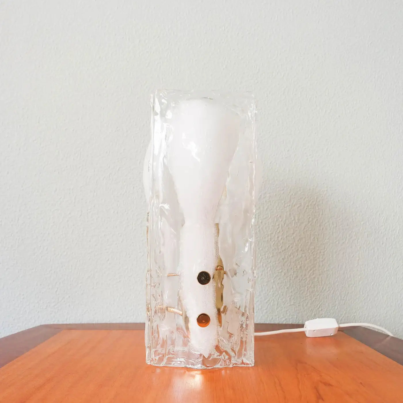 Table_Lamp,_J.T._Kalmar_For_Kalmar_Franken_KG,_Glass_And_Brass,_1960s,_Austria