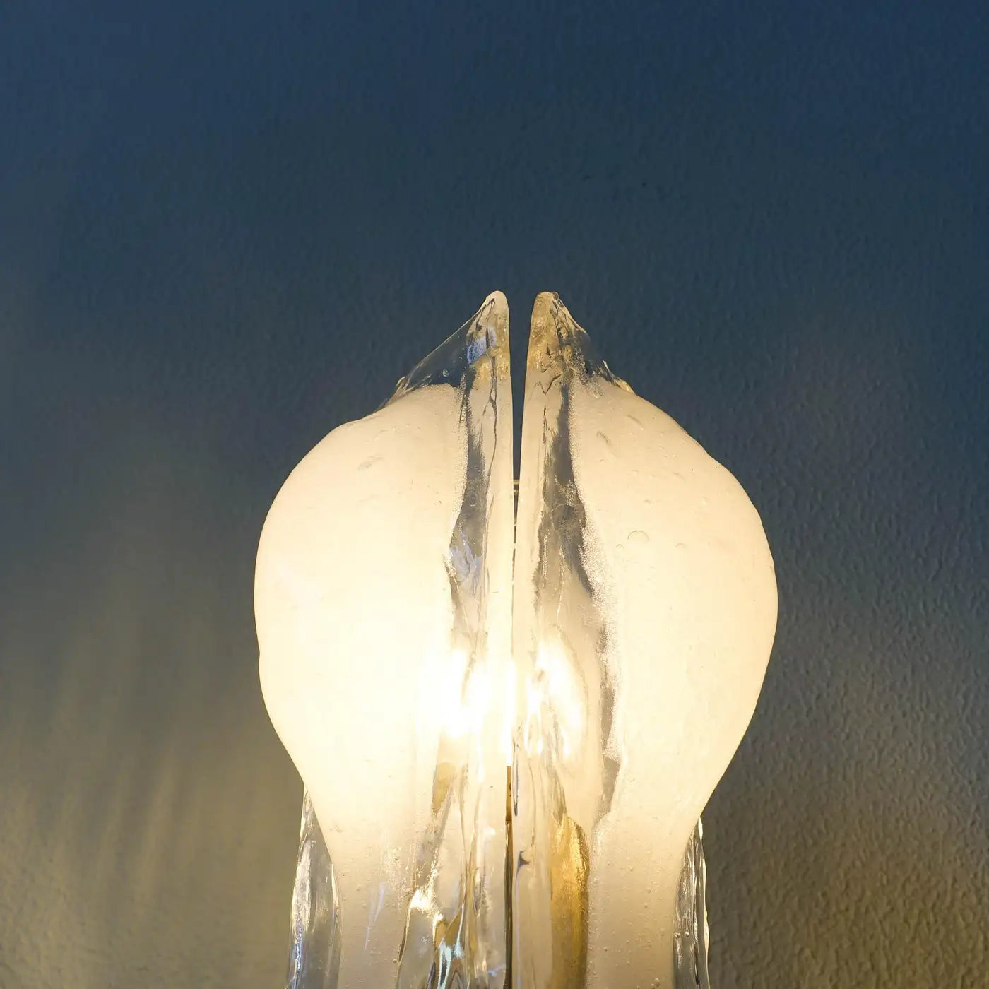 Table_Lamp,_J.T._Kalmar_For_Kalmar_Franken_KG,_Glass_And_Brass,_1960s,_Austria