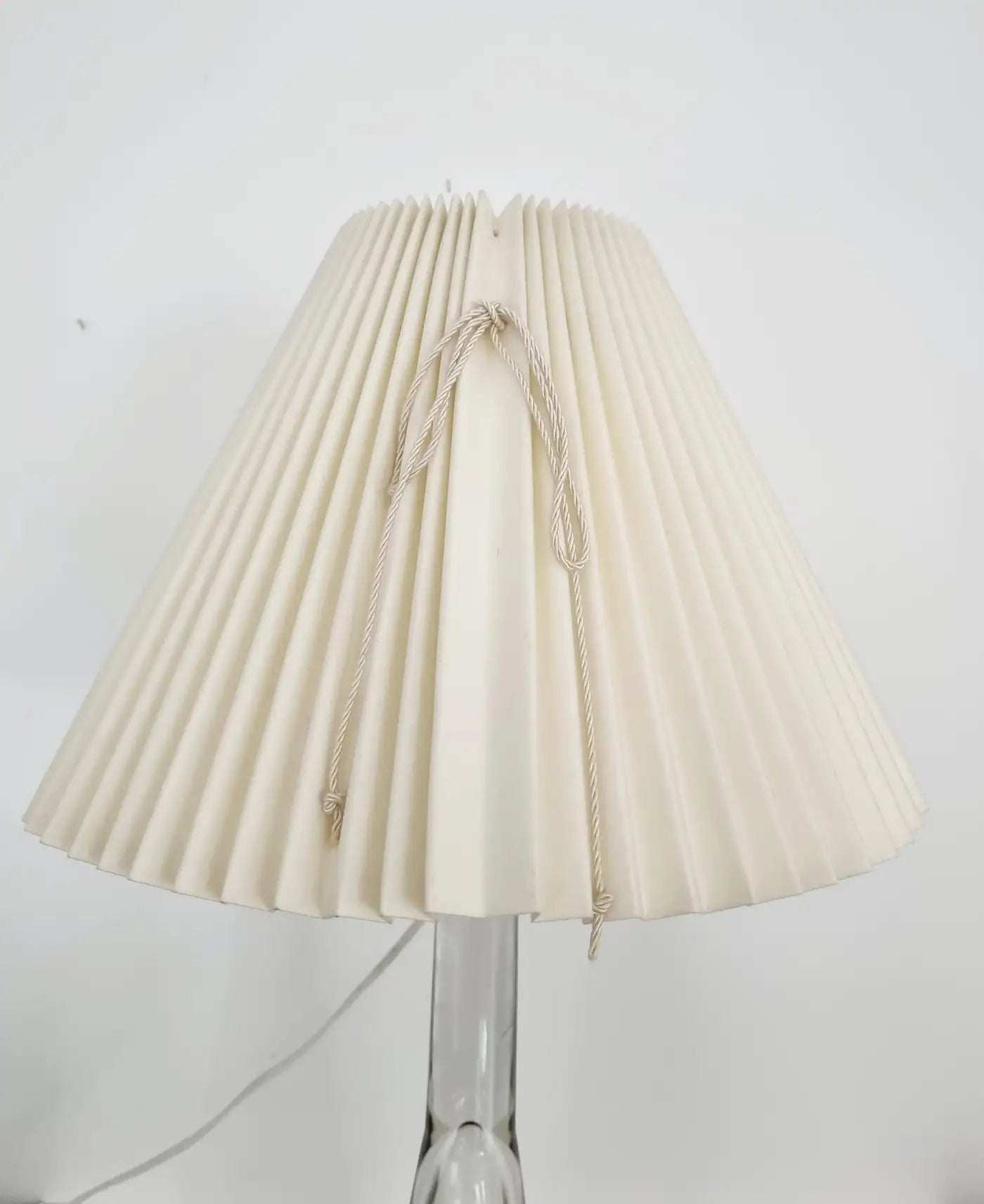Table_Lamp,_Orno_Oy,_Glass_And_Brass,_Mid-Century_Modern,_Finland