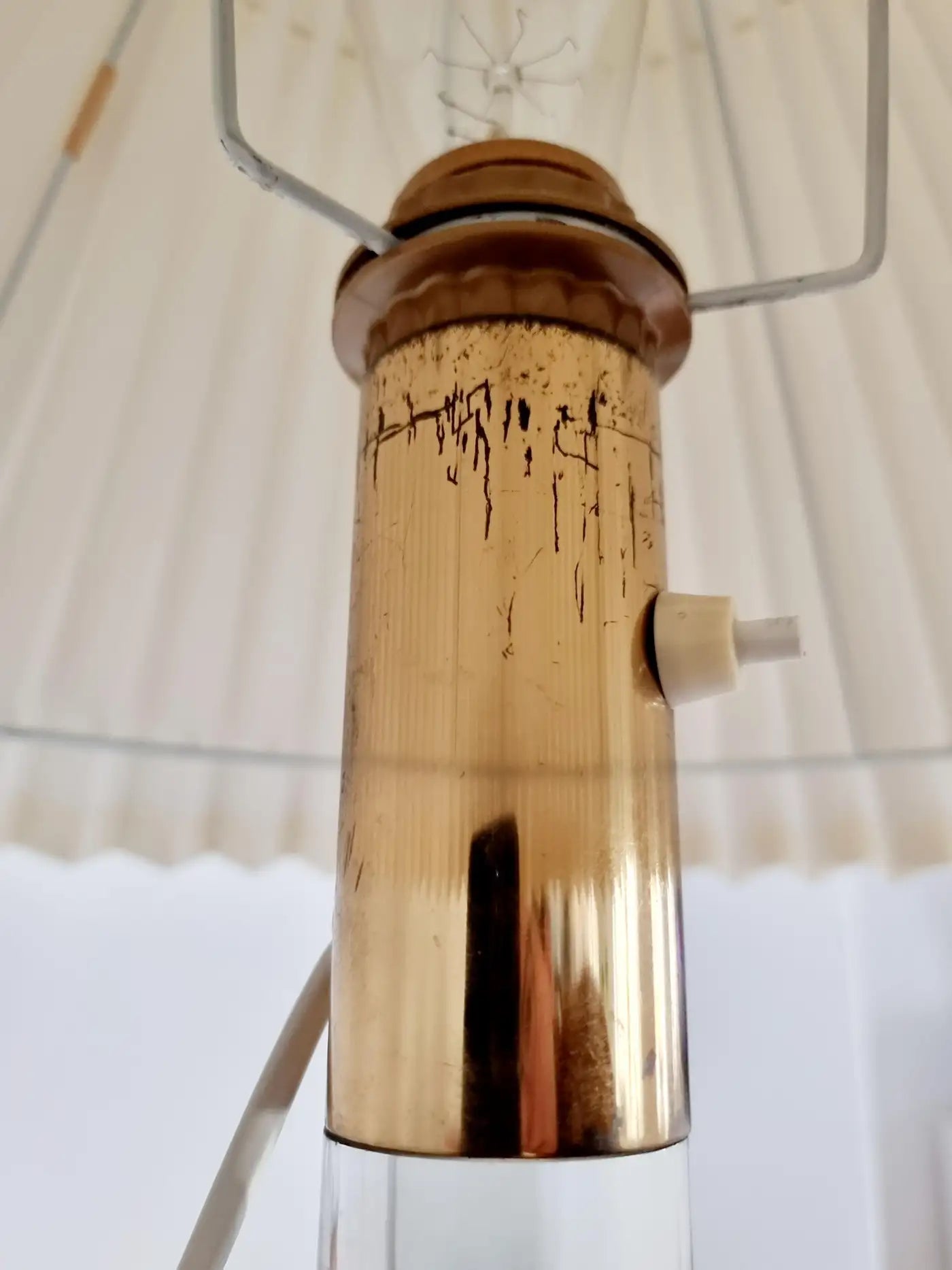 Table_Lamp,_Orno_Oy,_Glass_And_Brass,_Mid-Century_Modern,_Finland