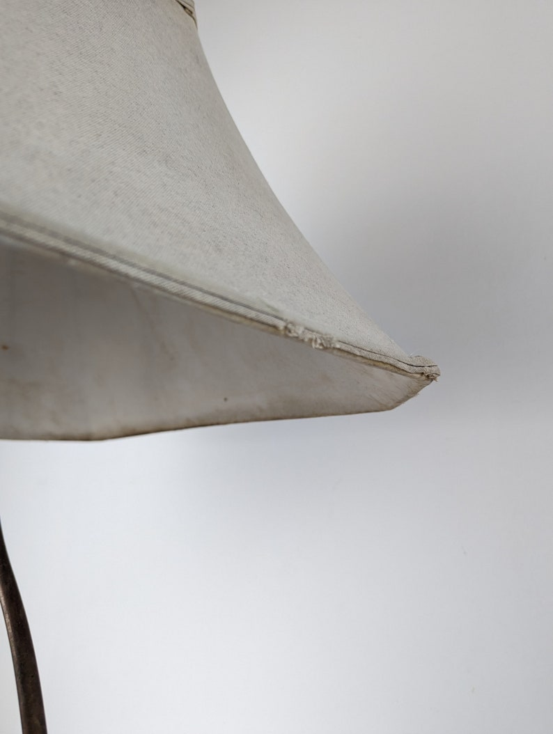 Table_lamp_sculpture_signed_Willy_Daro_1970s