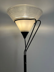 Table_lamp,_vintage_retro_style