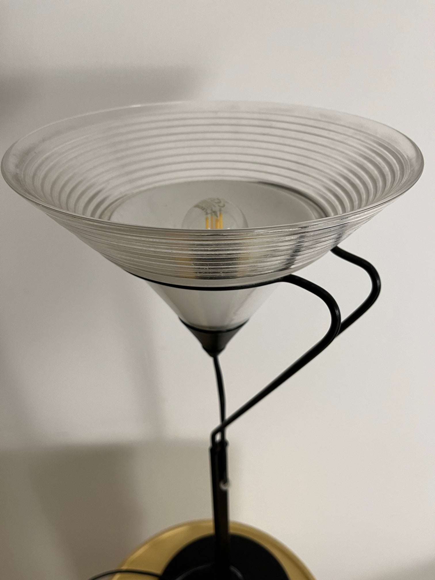 Table_lamp,_vintage_retro_style