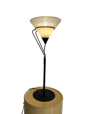 Table_lamp,_vintage_retro_style