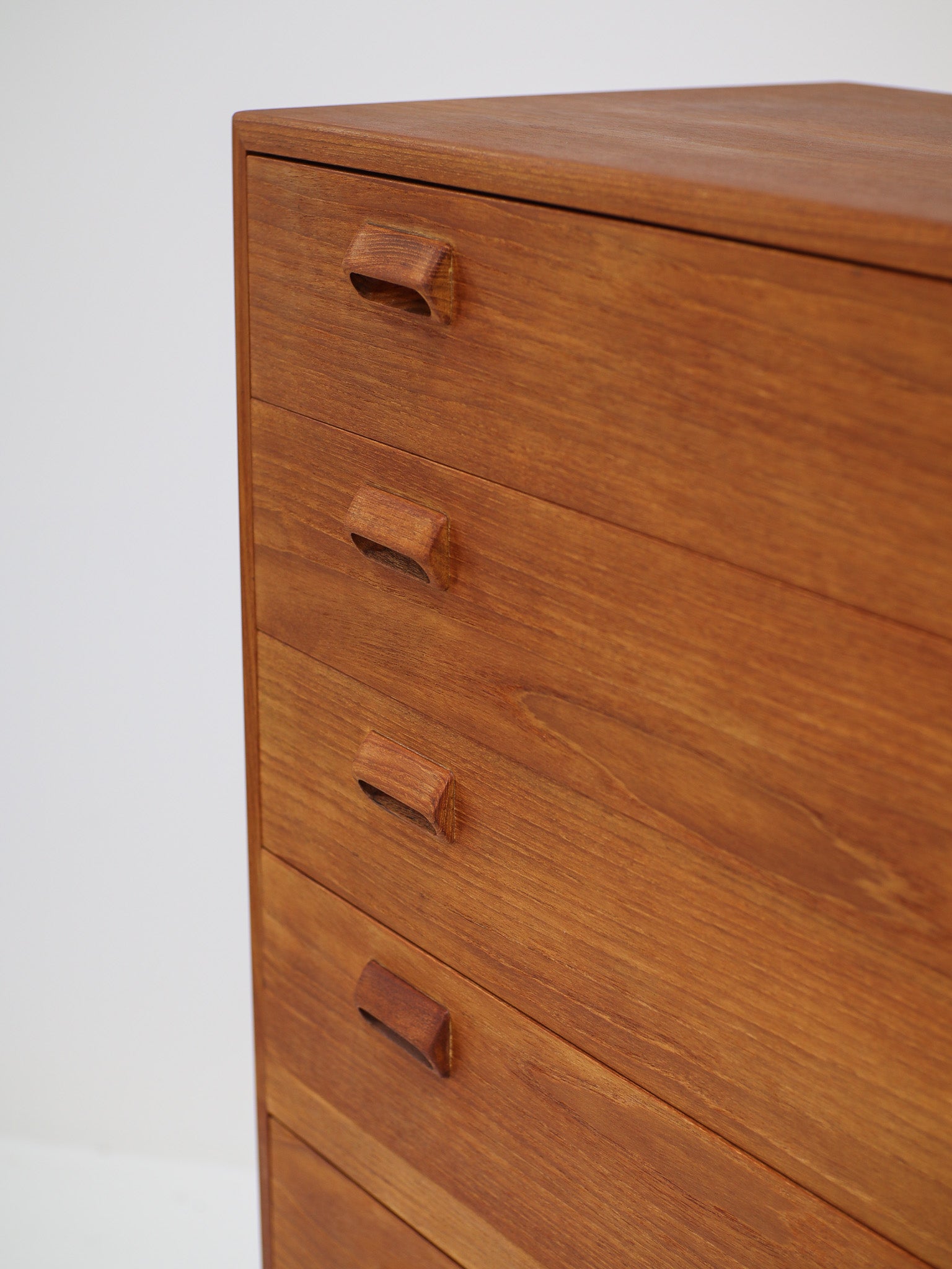 Børge_Mogensen_Teak_Chest_of_Drawers_for_Søborg,_1960s