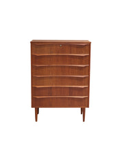 Tall_chest_of_drawers_teak_wood_vintage_Danish