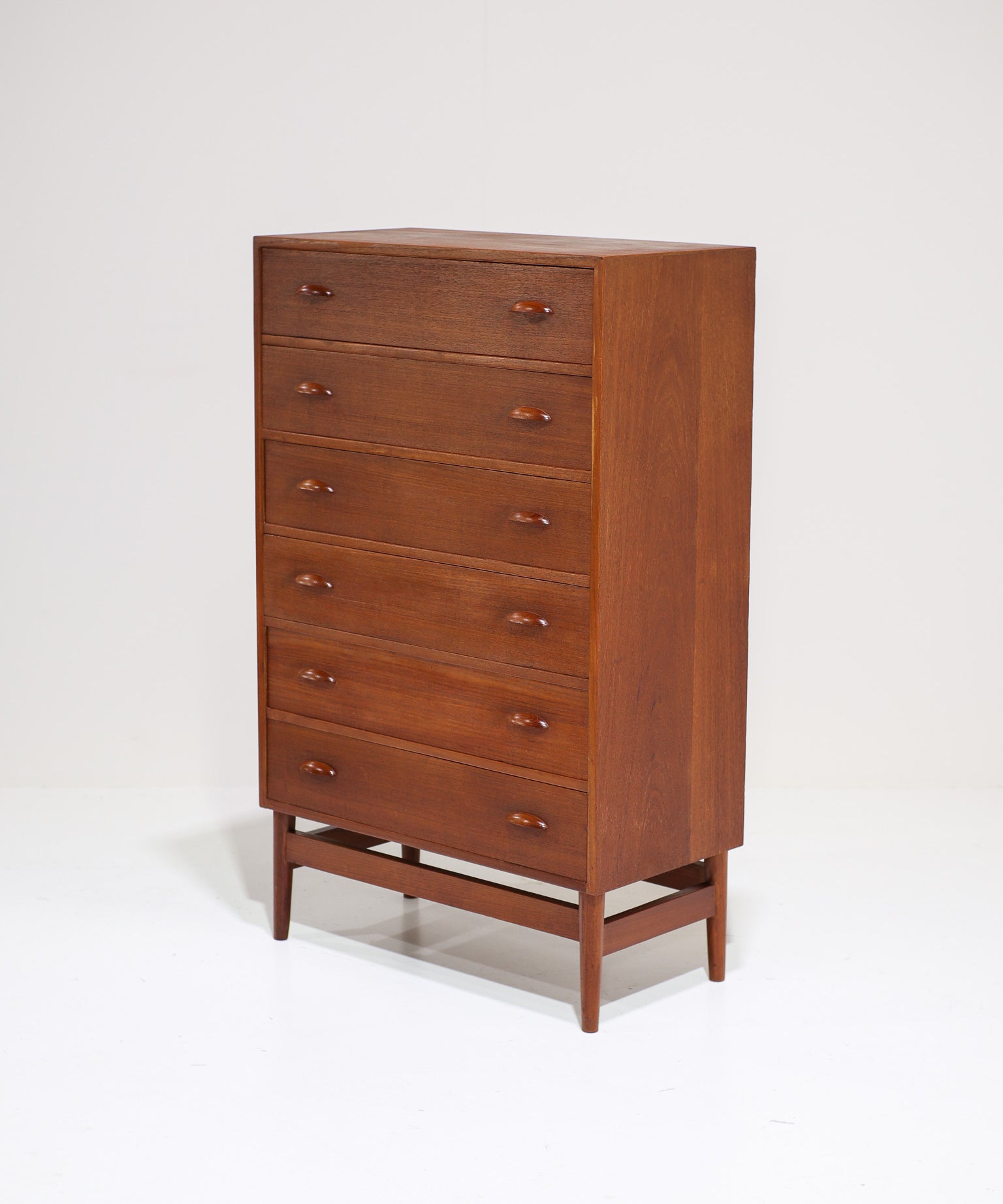 Danish_Teak_Chest_of_Drawers_with_Curved_Handles,_1960s