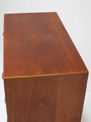 Danish_Teak_Chest_of_Drawers_with_Curved_Handles,_1960s