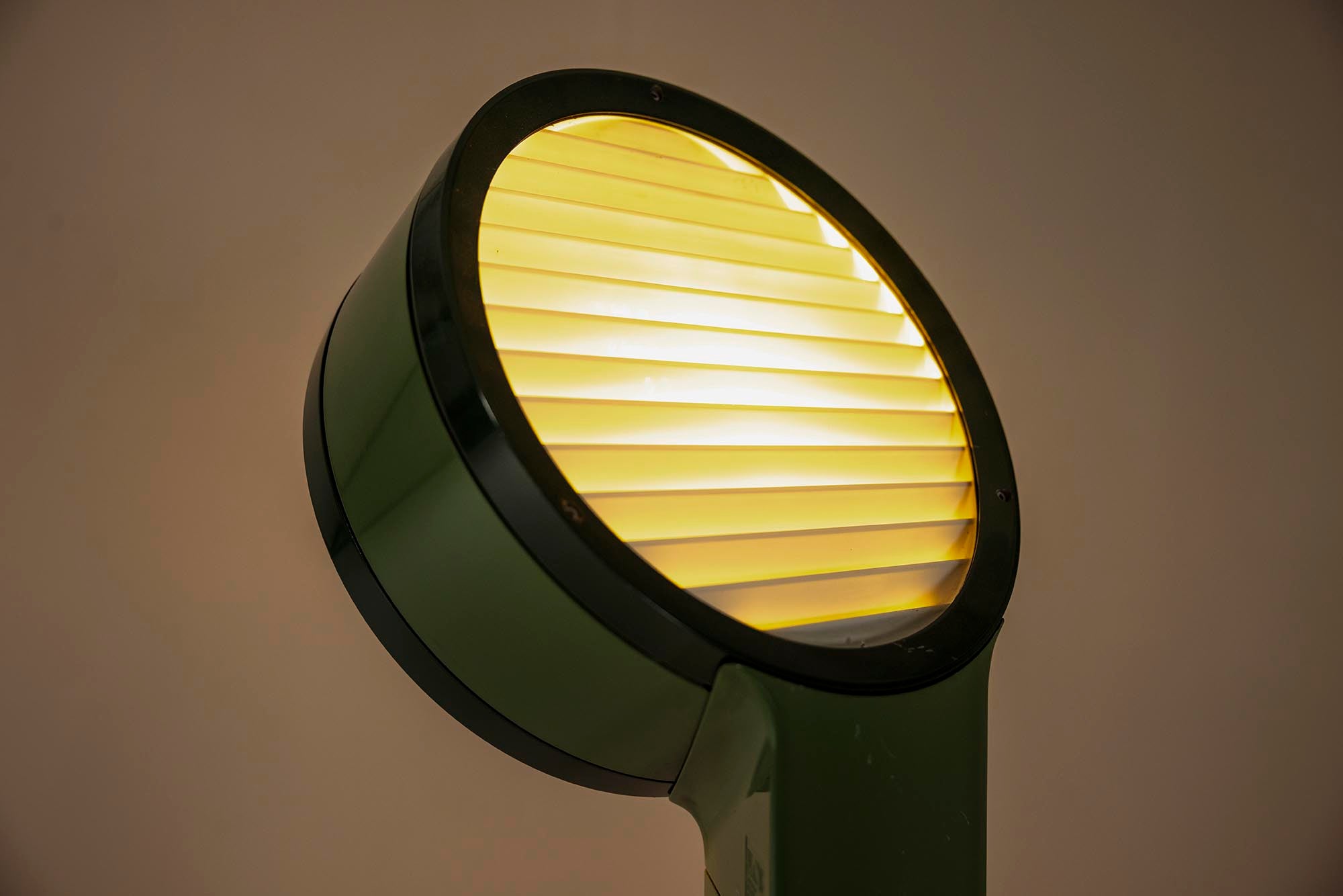 'Tamburo'_Floorlamp_Medium-Sized_by_Tobia_Scarpa_for_Flos,_Italy_1970s