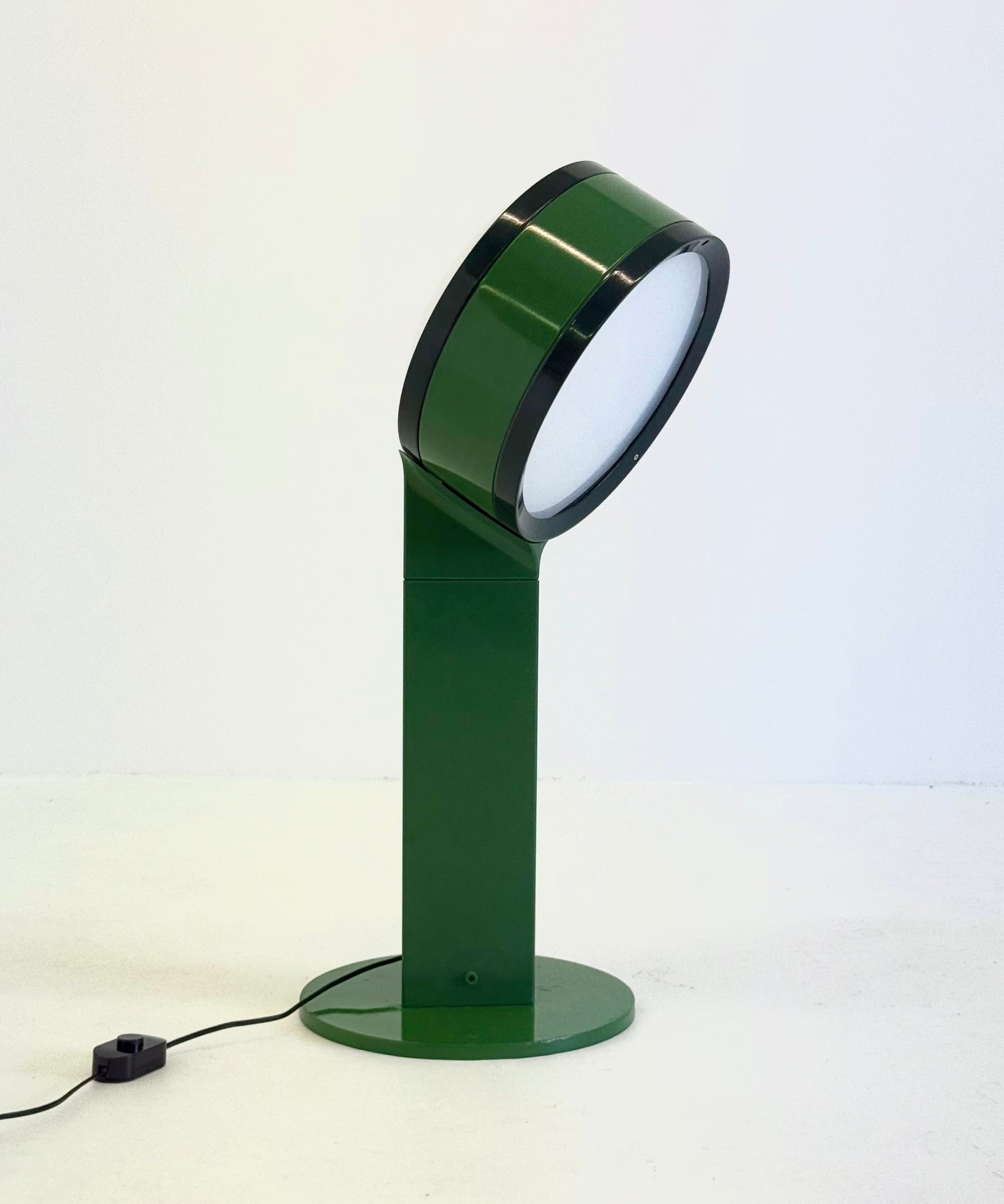 Tamburo_lamp_by_Afra_&_Tobia_Scarpa_for_Flos