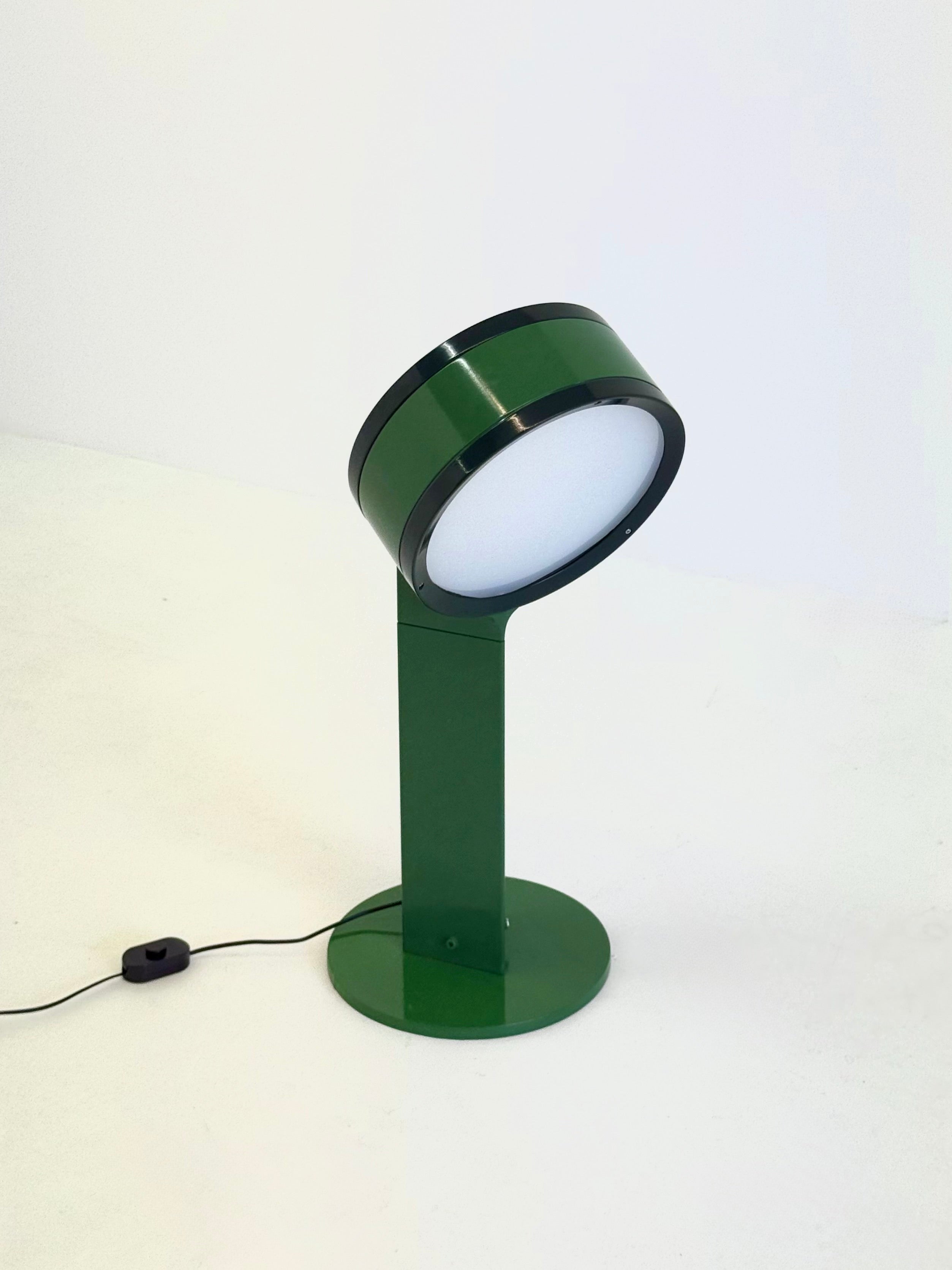 Tamburo_lamp_by_Afra_&_Tobia_Scarpa_for_Flos