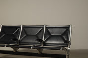 Tandem_Sling_Three-Seat_Bench_by_Charles_and_Ray_Eames,_1962,_Early_Production
