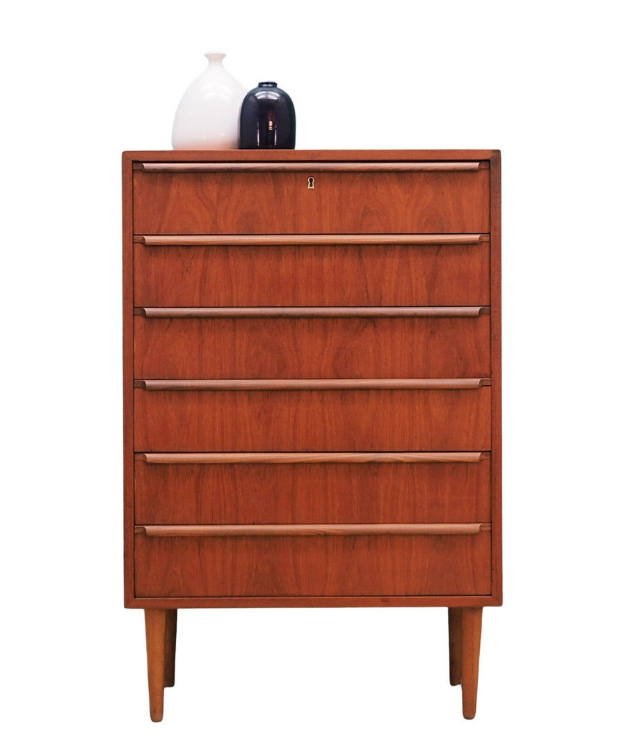 Teak_chest_of_drawers,_Danish_design,_1970s,_designer:_Ahlström_Osakeyhitö
