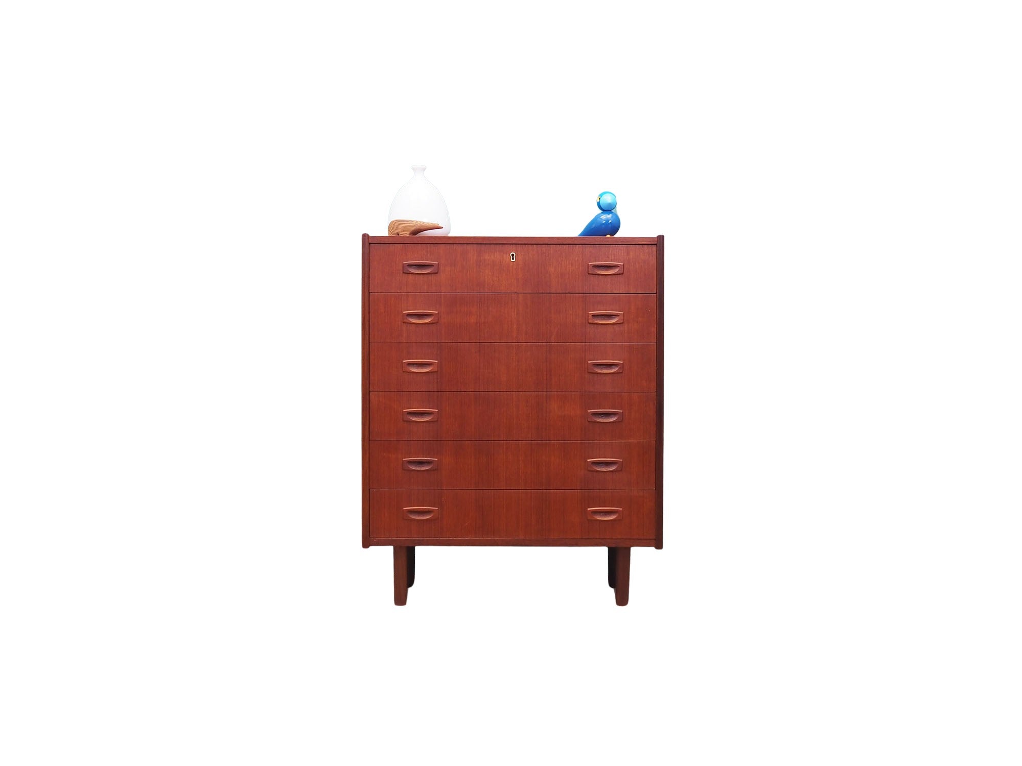 Teak_chest_of_drawers,_Danish_design,_1970s,_made_in_Denmark