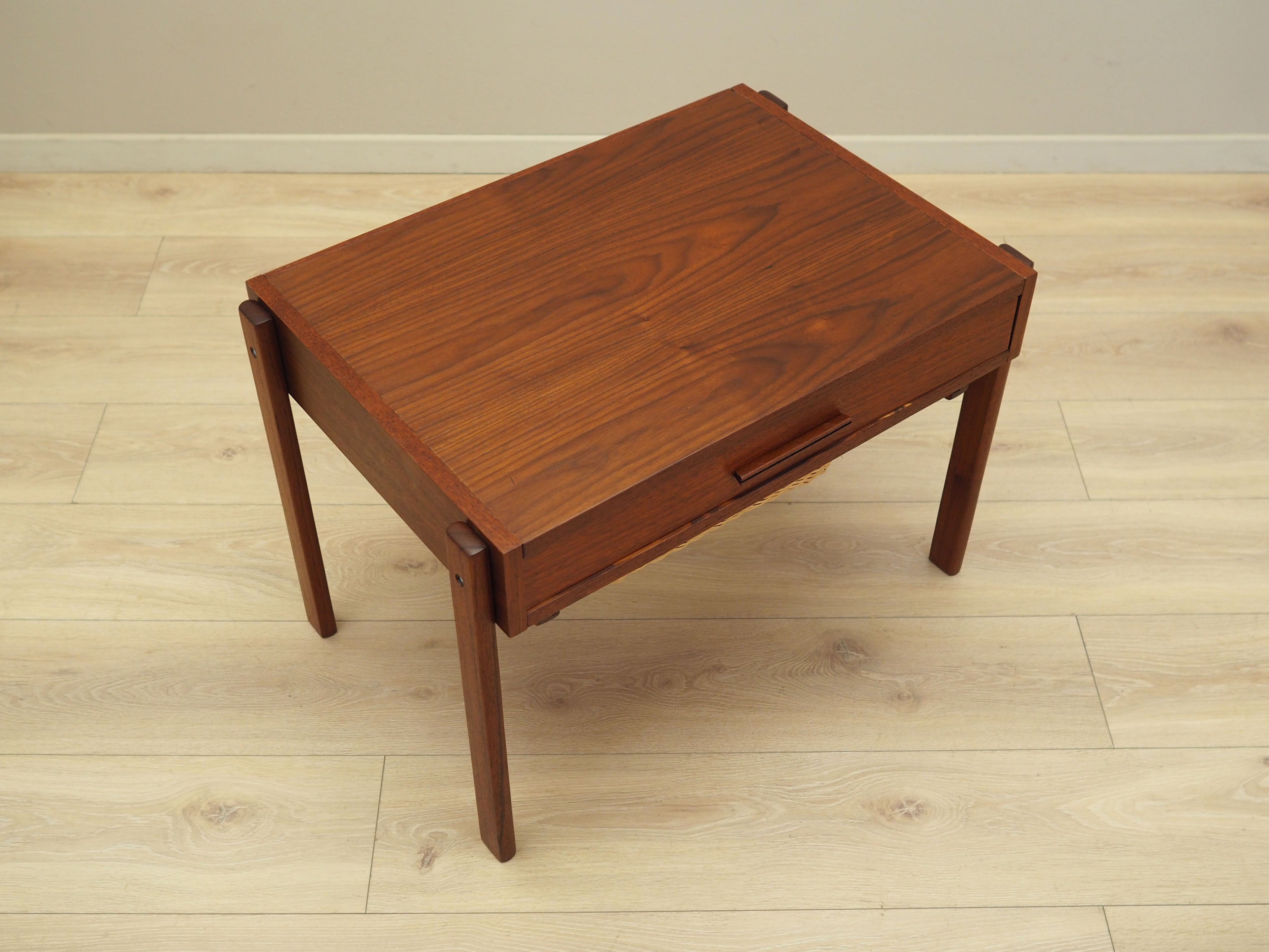 Teak_Coffee_Table,_Danish_Design,_1970s,_Denmark