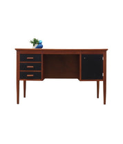 Teak_desk,_Danish_design,_1970s,_production:_Denmark