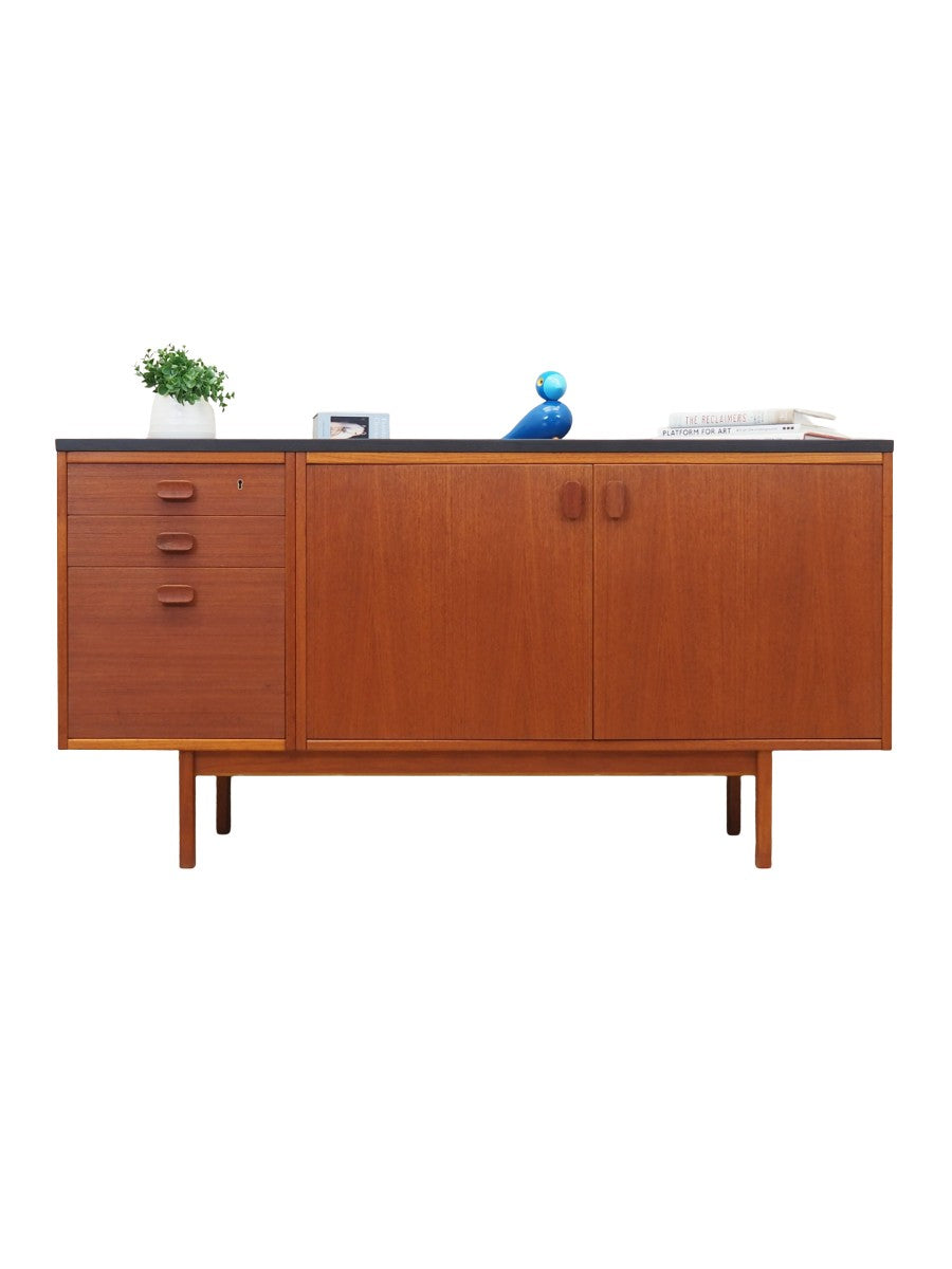 Teak dresser in Danish design from 1960s – Curiouz