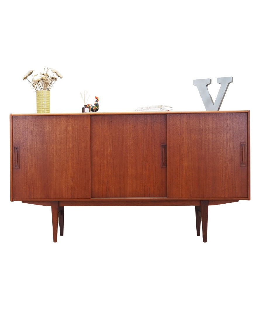 Teak_highboard,_Danish_design,_1960s,_production:_Denmark