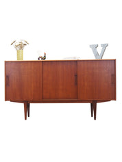 Teak_highboard,_Danish_design,_1960s,_production:_Denmark