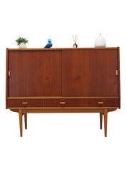 Teak_highboard,_Danish_design,_1960s,_production:_Denmark