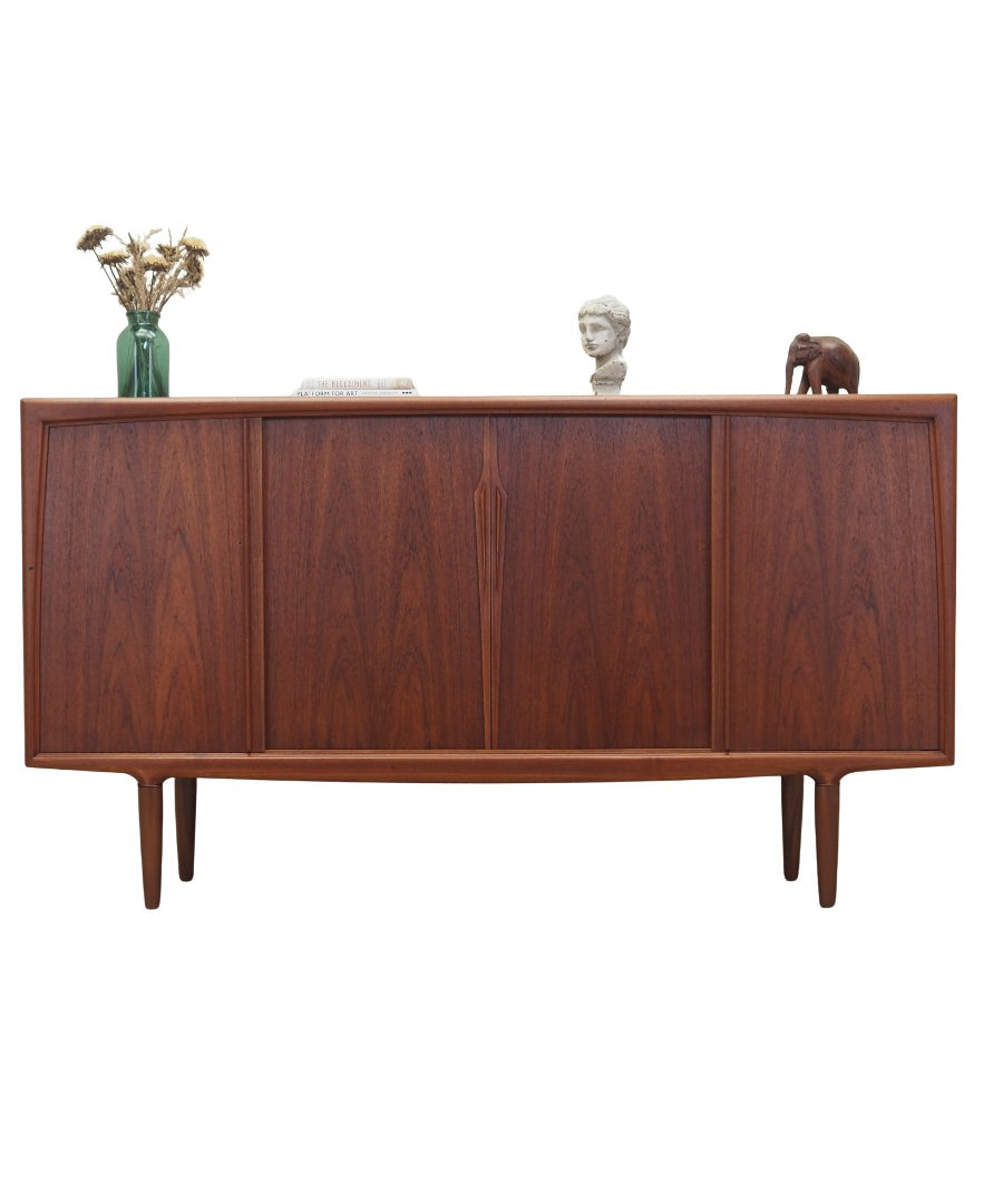 Teak_highboard,_Danish_design,_1960s,_production:_Omann_Jun