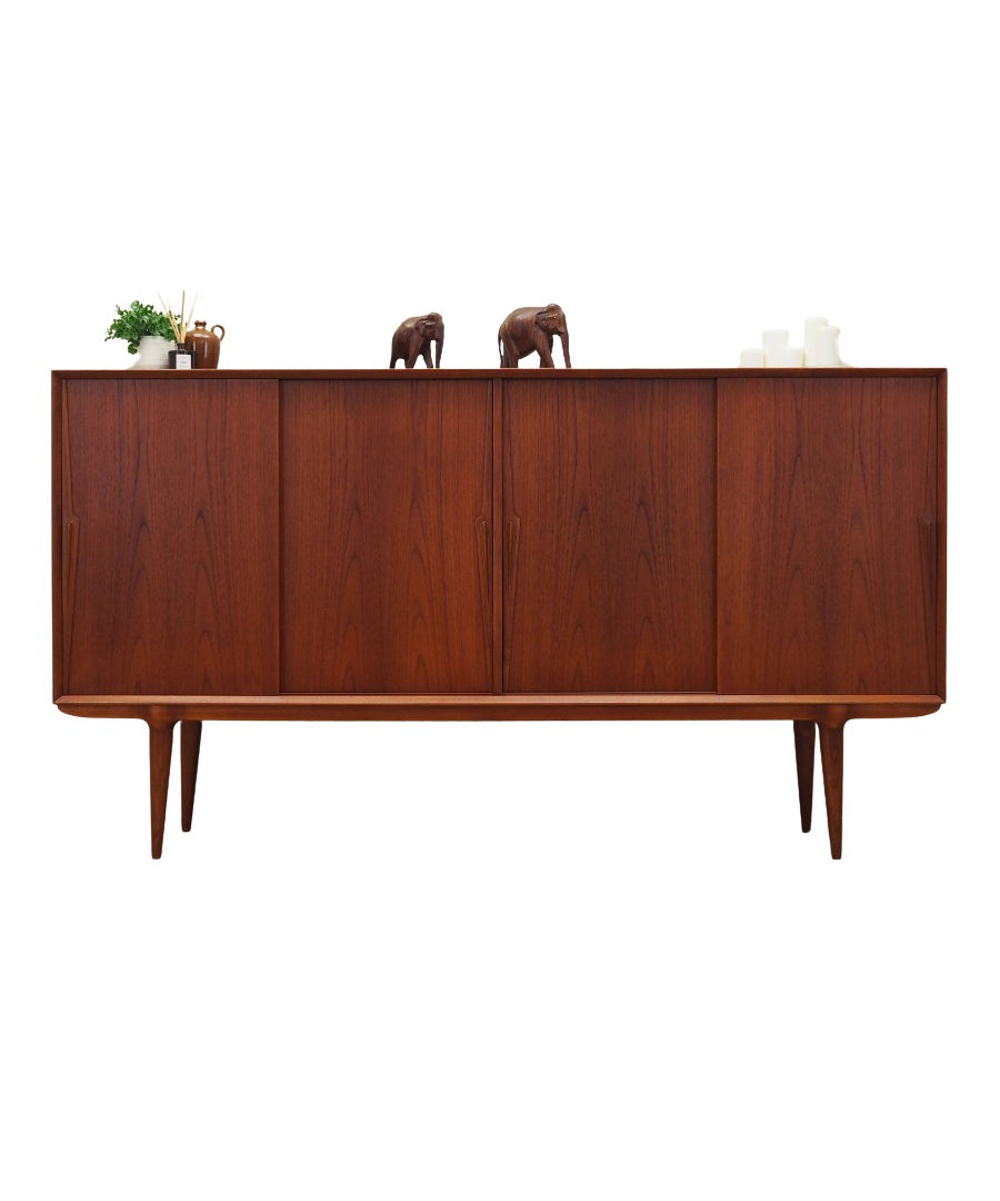 Teak_highboard,_Danish_design,_1970s,_manufactured_by_Omann_Jun