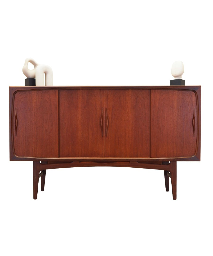 Teak_highboard,_Danish_design,_1970s,_production:_Denmark