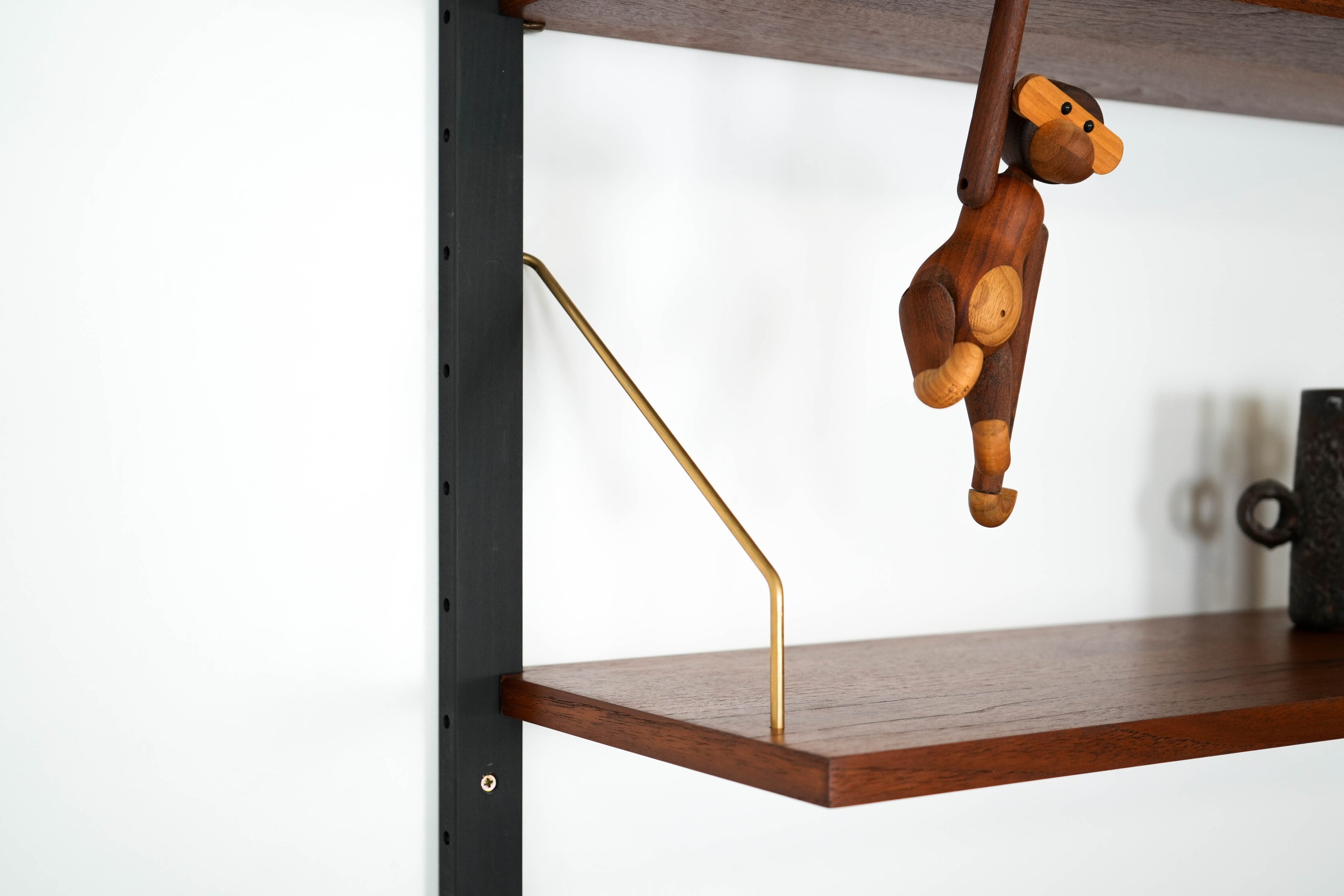 Danish_Teak_Shelving_Unit_with_Cabinet_Storage,_1960s,_Denmark