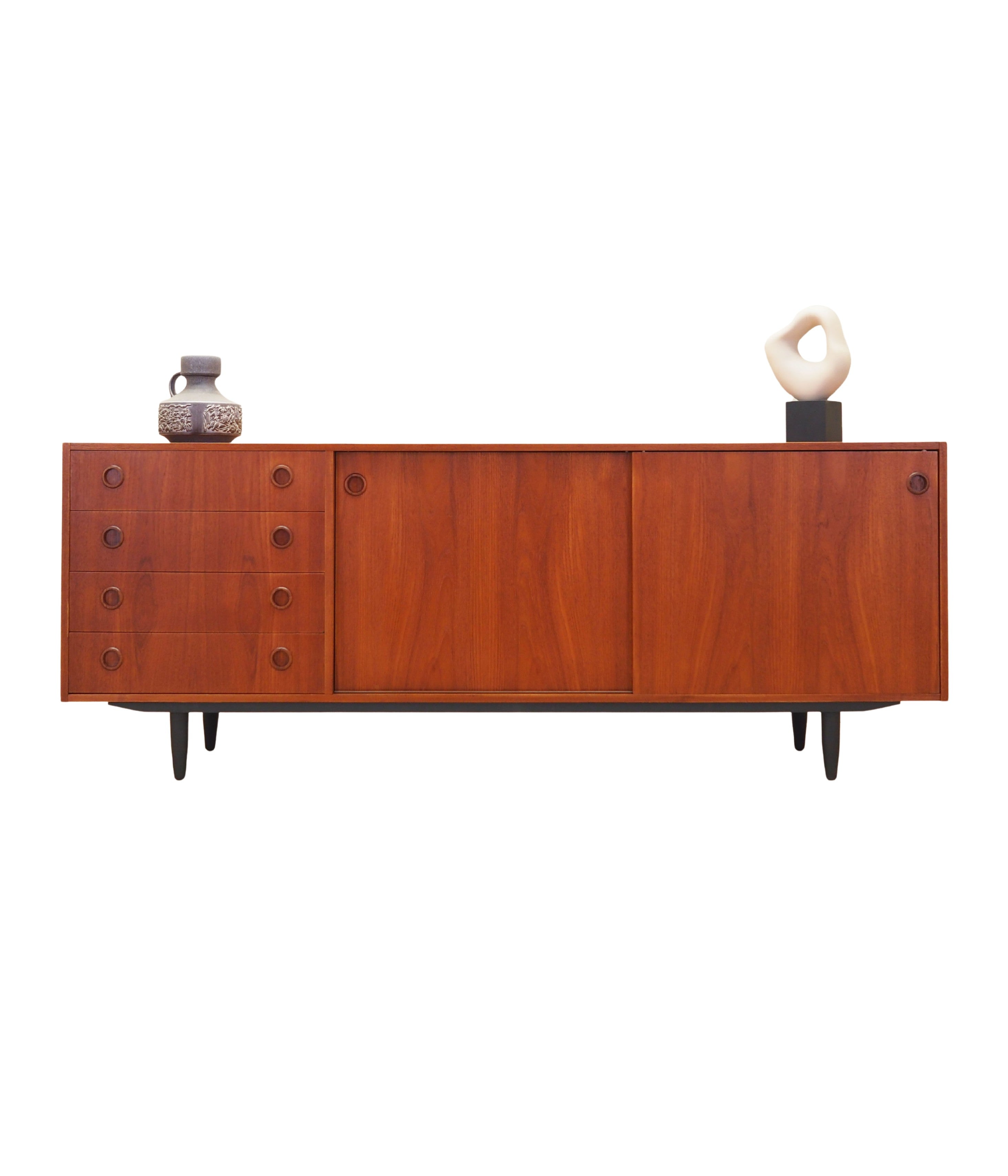 Teak_sideboard,_Danish_design,_1970s,_production:_Denmark