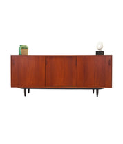 Teak_sideboard,_Danish_design,_1970s,_production:_Denmark