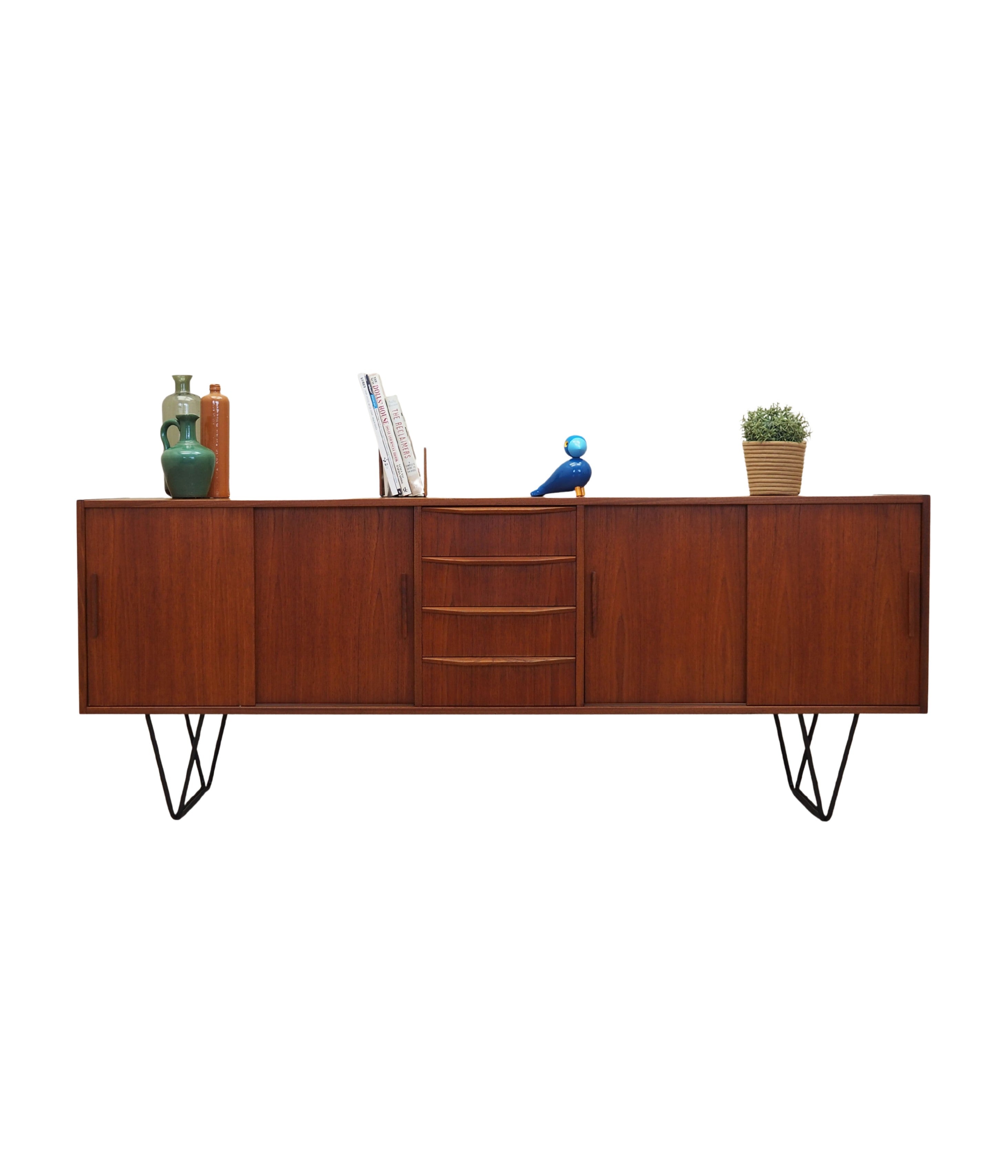 Teak_sideboard,_Danish_design,_1970s,_production:_Denmark