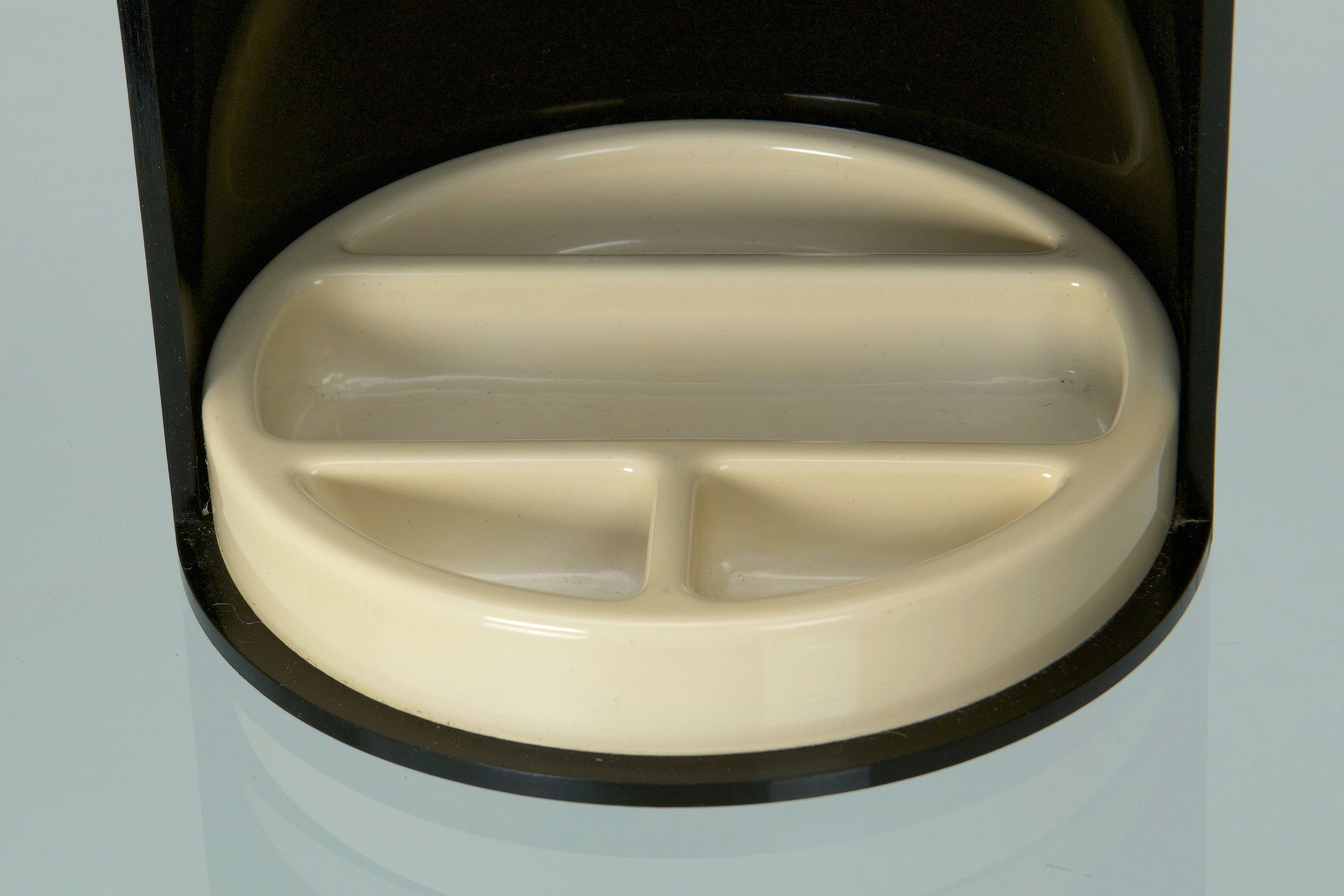 Telegono_Table_Lamp_by_Vico_Magistretti