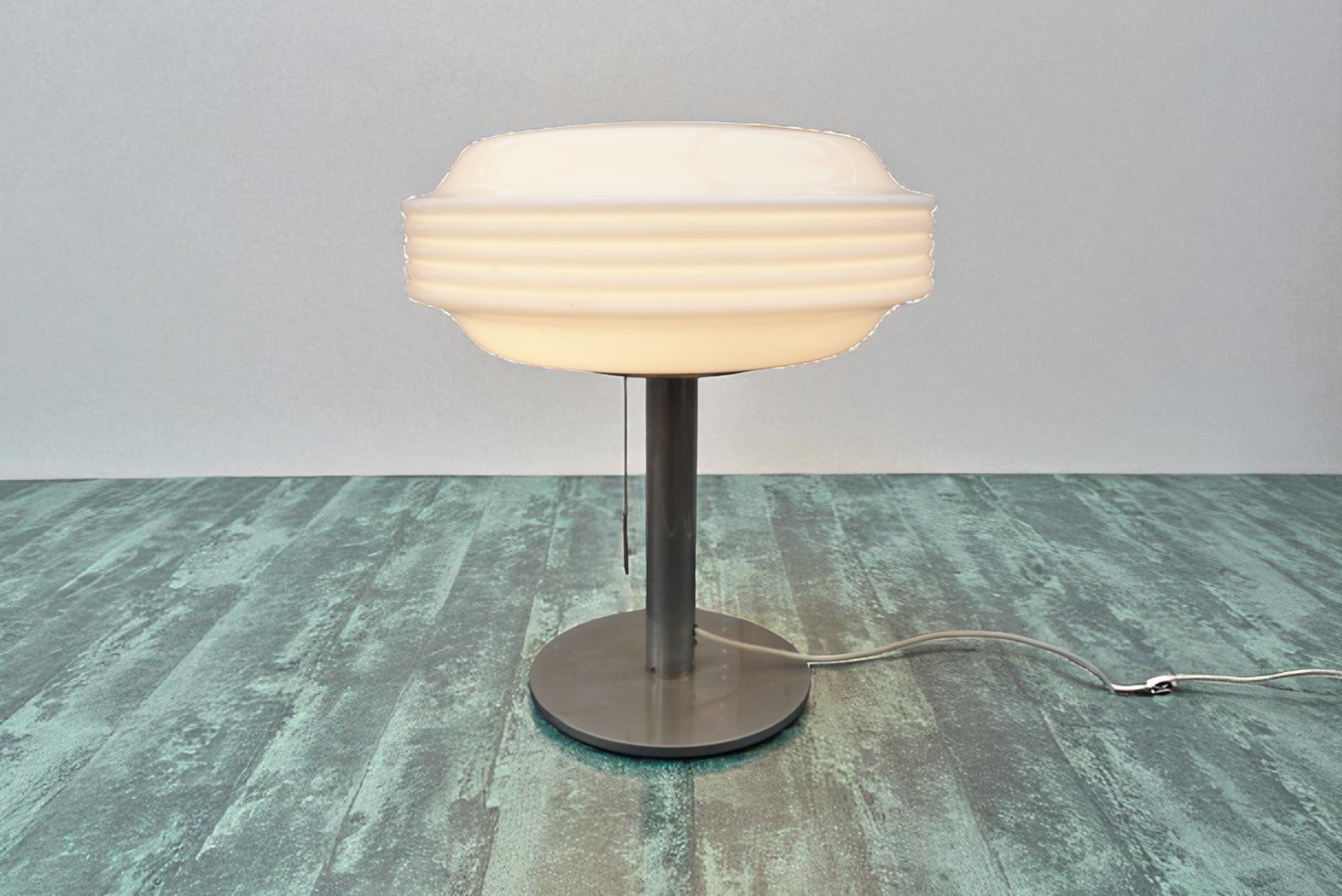 Space_Age_Globe_Table_Lamp_by_Temde,_Opaline_Glass_and_Chrome,_Swiss_German_Design,_1970s