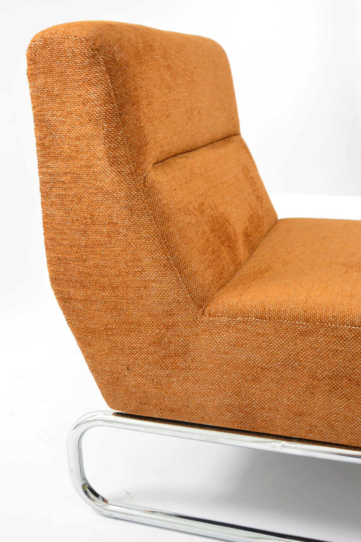 Modernist_Chaise_Lounge_with_Side_Table,_Chrome_Frame,_1970s