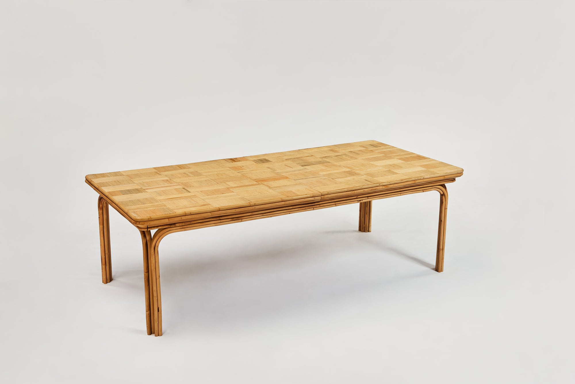 The_Ombak_Table