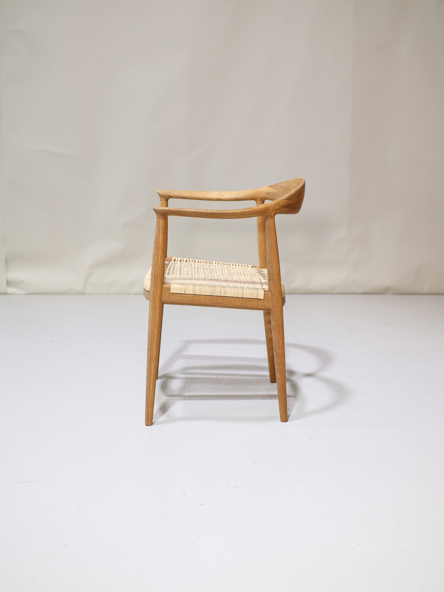 The_Round_Chair_Hans_J._Wegner_Johannes_Hansen_JH501