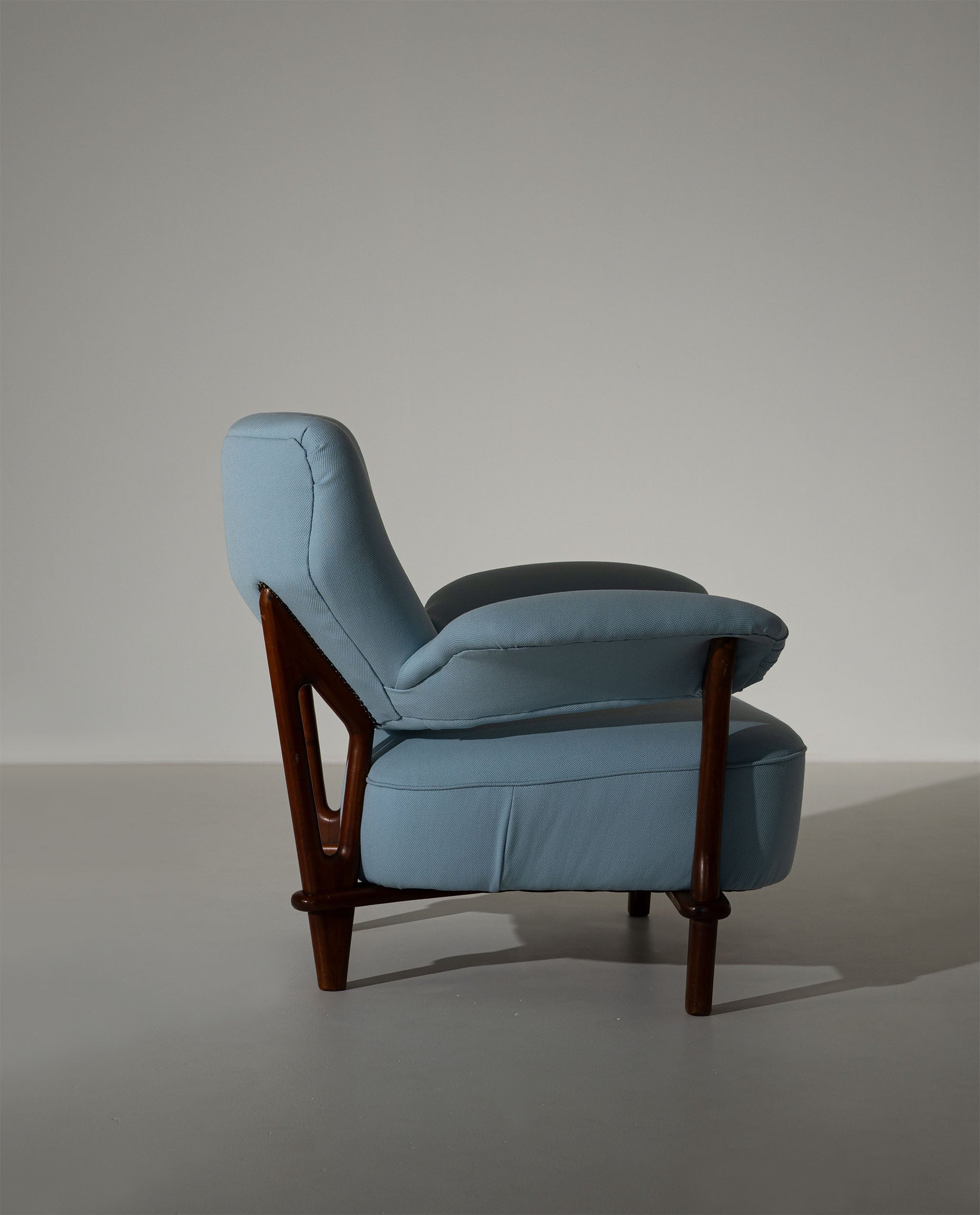 Theo_Ruth_Model_109_Lounge_Chair_for_Artifort,_Dutch_Mid-Century_Modern_Design,_1950s